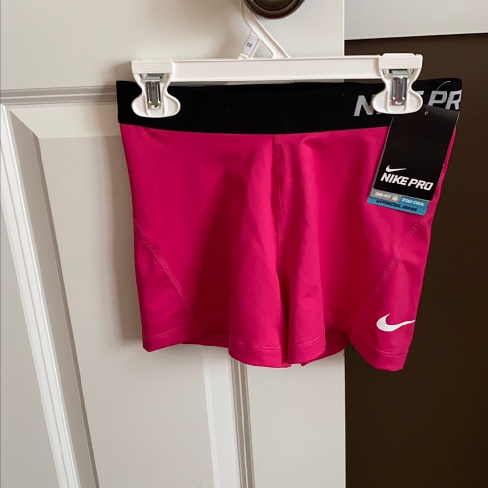 Pink Nike Pros
